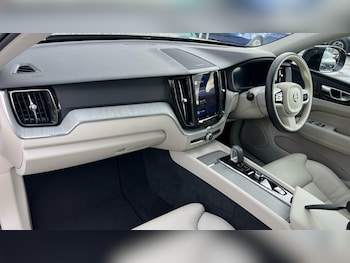 Used Volvo XC60 2025 for sale - 76172442: Photo