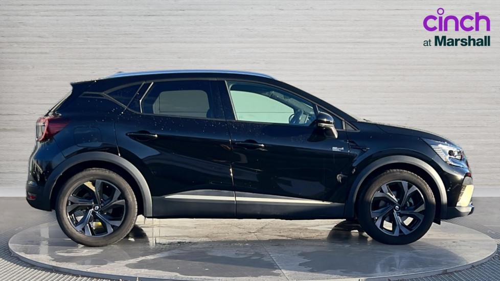 Used Renault Captur 2023 for sale - 77293416: Photo 2