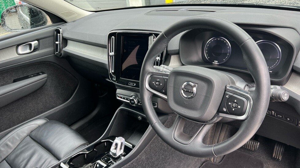 Used Volvo XC40 2021 for sale - 77576372: Photo 4