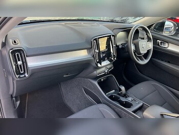 Used Volvo XC40 2021 for sale - 77470782: Photo