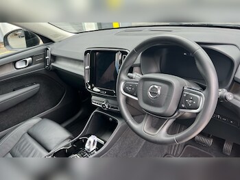 Used Volvo XC40 2023 for sale - 77269376: Photo