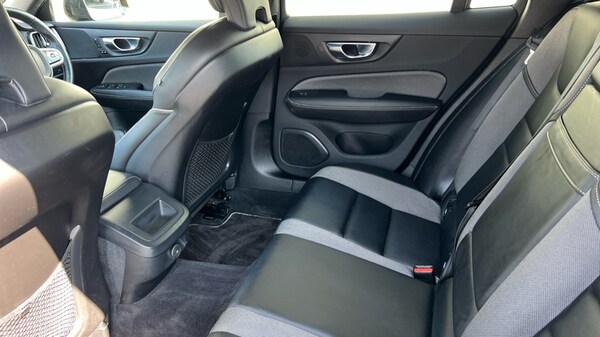 Used Volvo V60 2021 for sale - 76203864: Photo 10