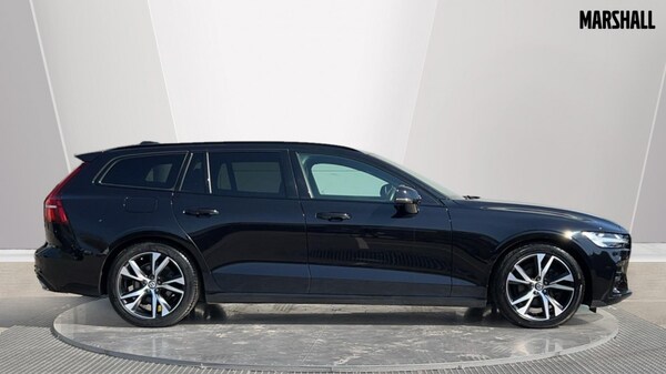 Used Volvo V60 2021 for sale - 76203864: Photo 3