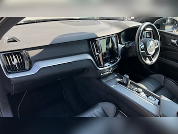 Used Volvo V60 2021 for sale - 76203864: Photo 4