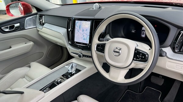Used Volvo XC60 2024 for sale - 75710042: Photo 5
