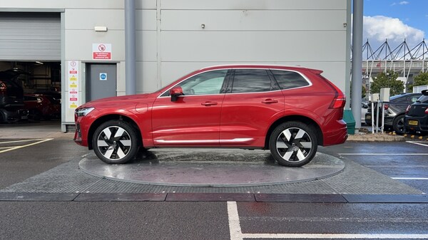 Used Volvo XC60 2024 for sale - 75710042: Photo 8