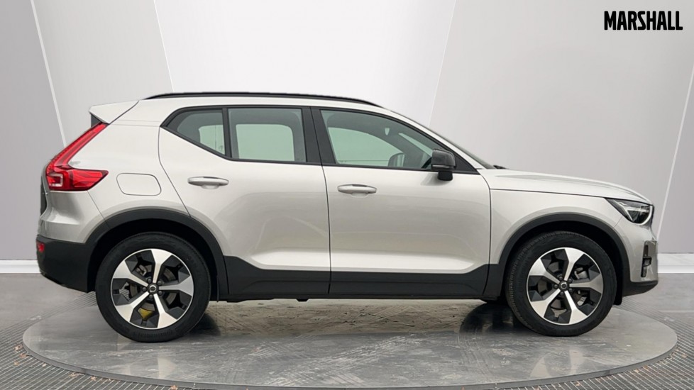 Used Volvo XC40 2025 for sale - 77504215: Photo 3