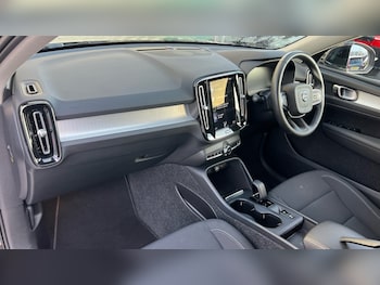Used Volvo XC40 2021 for sale - 76873227: Photo