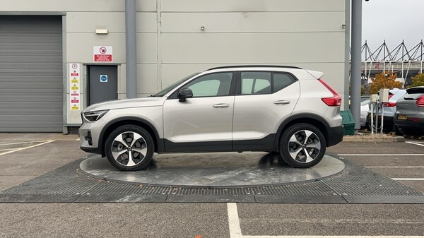 Used Volvo XC40 2025 for sale - 76124662: Photo 8
