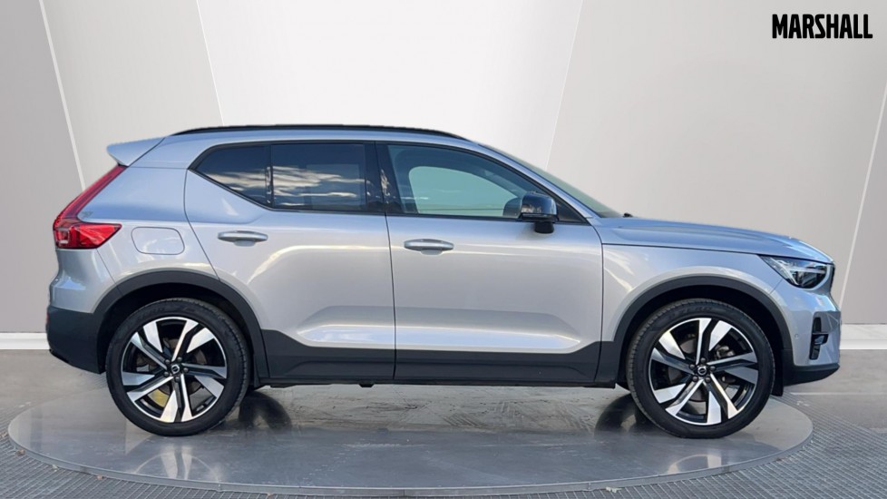 Used Volvo XC40 2024 for sale - 76870347: Photo 3