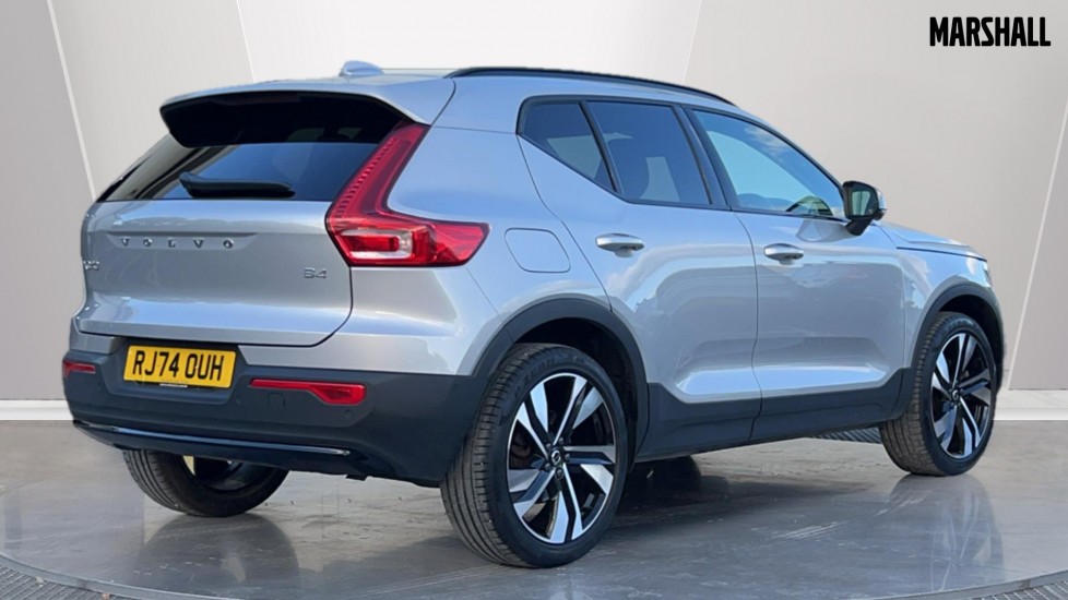 Used Volvo XC40 2024 for sale - 76870347: Photo 7