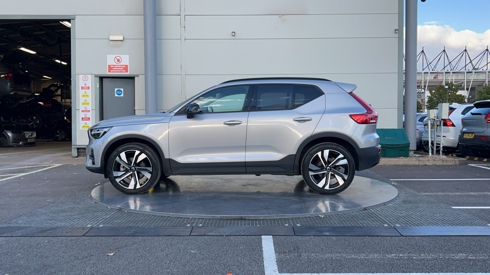 Used Volvo XC40 2024 for sale - 76870347: Photo 8