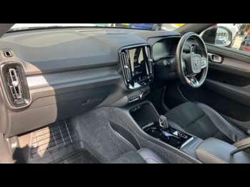 Used Volvo XC40 2021 for sale - 74941175: Photo