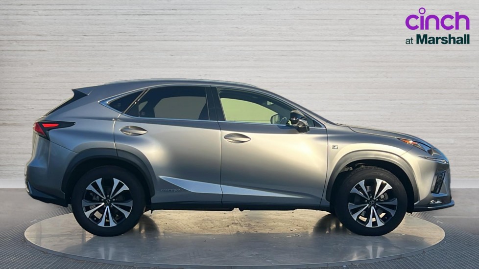 Used Lexus NX 2018 for sale - 76872600: Photo 2