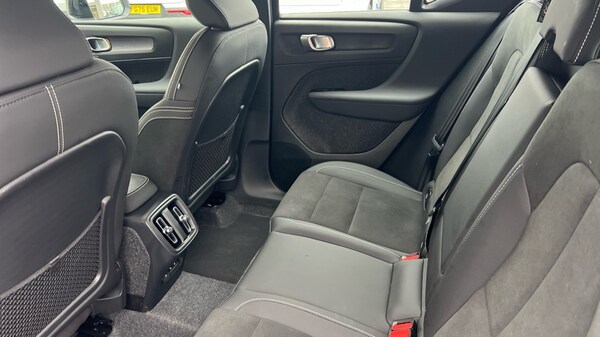Used Volvo XC40 2025 for sale - 76008260: Photo 10