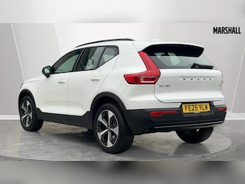 Used Volvo XC40 2025 for sale - 76008260: Photo 2
