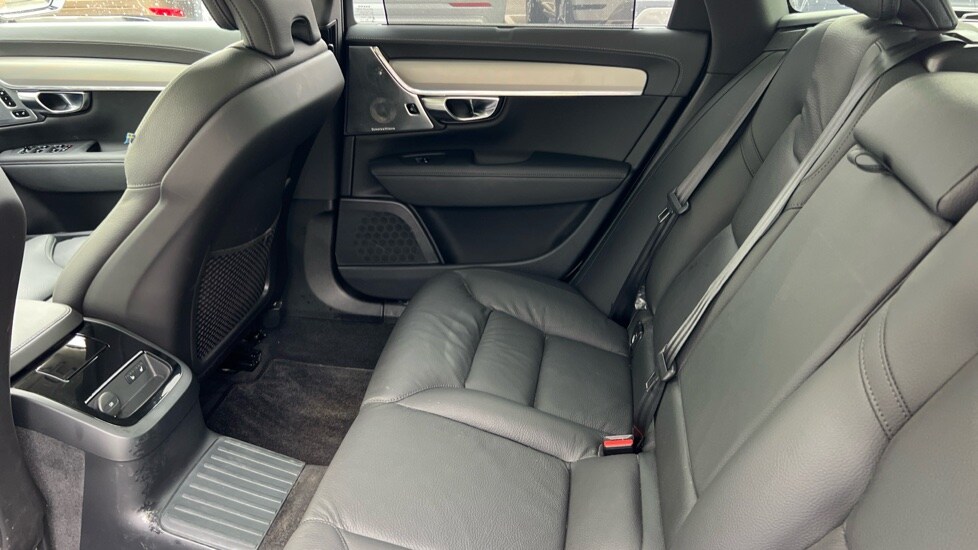 Used Volvo V90 2024 for sale - 77316098: Photo 10