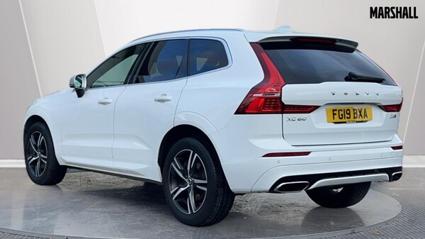Used Volvo XC60 2019 for sale - 76318757: Photo 2