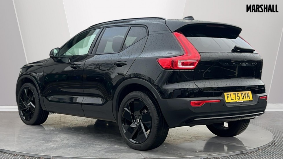 Used Volvo XC40 2025 for sale - 77145763: Photo 2