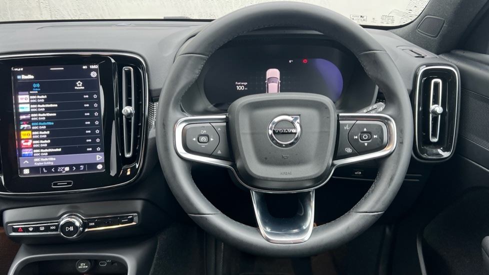 Used Volvo XC40 2023 for sale - 77708298: Photo 10