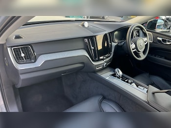 Used Volvo XC60 2025 for sale - 77218688: Photo
