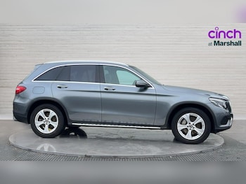 Used Mercedes-Benz GLC 2018 for sale - 77492675: Photo