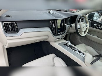 Used Volvo XC60 2024 for sale - 75629605: Photo