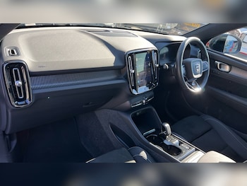 Used Volvo XC40 2024 for sale - 76007968: Photo 4