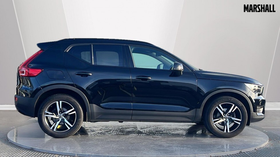 Used Volvo XC40 2021 for sale - 76873470: Photo 3