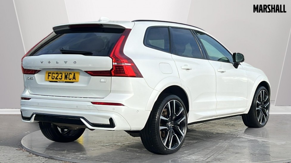 Used Volvo XC60 2023 for sale - 77552241: Photo 2