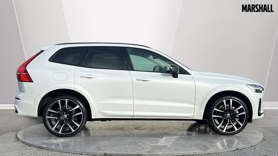 Used Volvo XC60 2023 for sale - 77552241: Photo 3