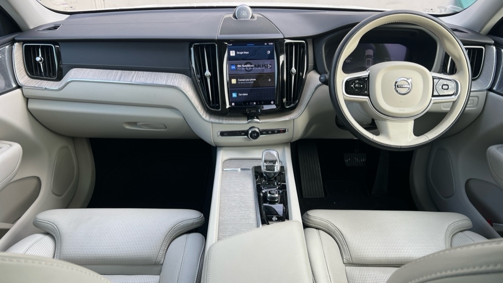 Used Volvo XC60 2023 for sale - 77552241: Photo 5