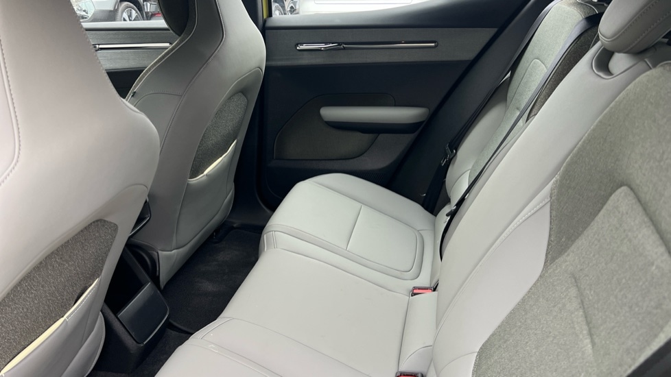 Used Volvo EX30 2025 for sale - 75775904: Photo 10