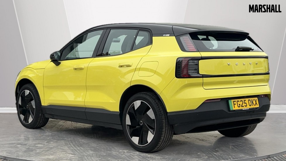 Used Volvo EX30 2025 for sale - 75775904: Photo 2