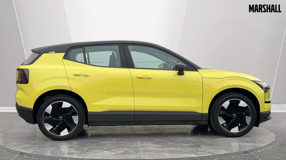 Used Volvo EX30 2025 for sale - 75775904: Photo 3