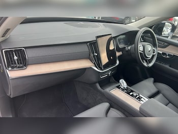Used Volvo XC90 2025 for sale - 76079252: Photo 4