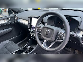 Used Volvo XC40 2025 for sale - 77457892: Photo
