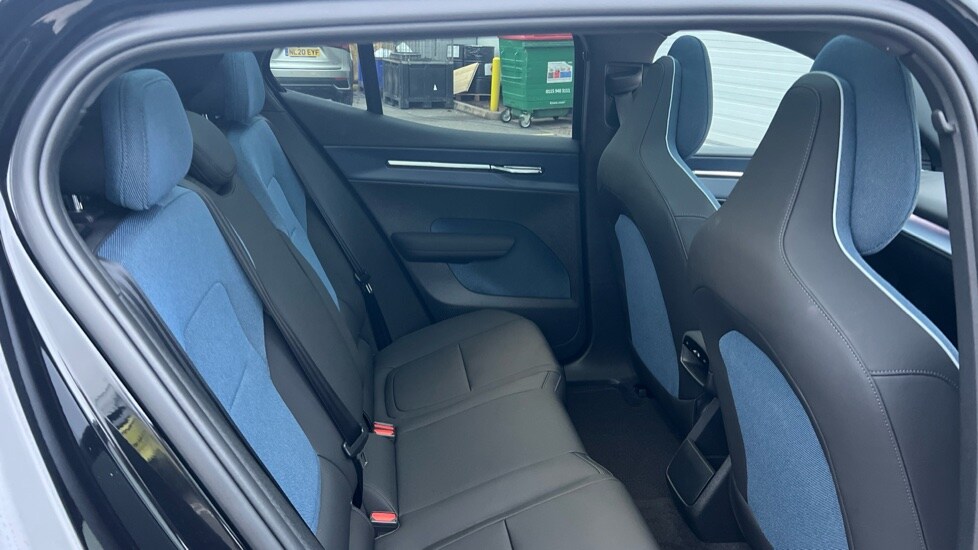 Used Volvo EX30 2025 for sale - 77512569: Photo 6