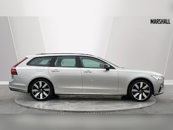 Used Volvo V90 2025 for sale - 77333235: Photo
