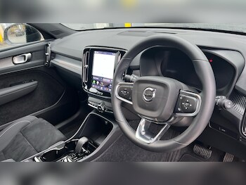 Used Volvo XC40 2025 for sale - 77339452: Photo