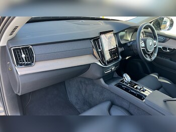 Used Volvo XC90 2025 for sale - 76112326: Photo 4