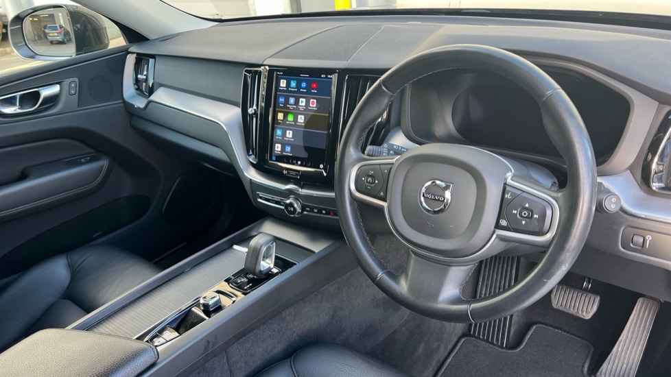 Used Volvo XC60 2021 for sale - 76458927: Photo 5