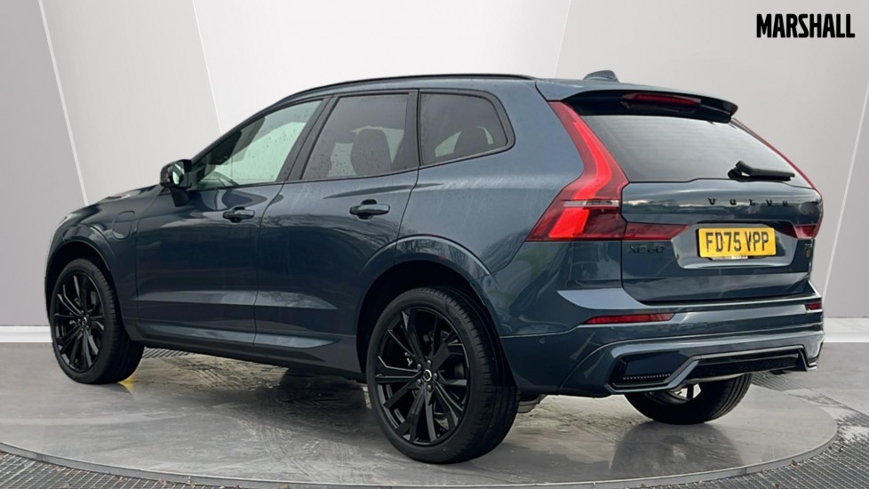 Used Volvo XC60 2025 for sale - 77239500: Photo 2