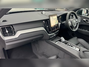 Used Volvo XC60 2025 for sale - 77239500: Photo
