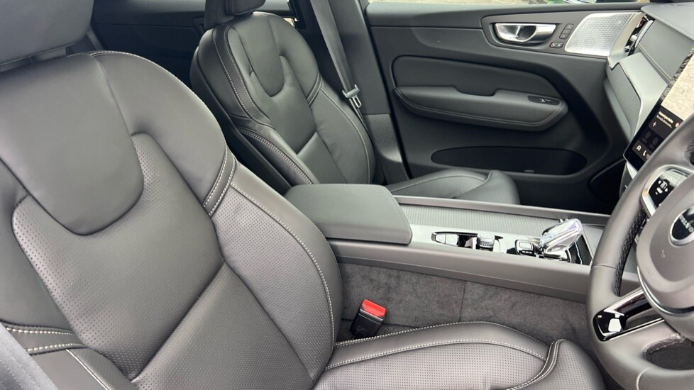 Used Volvo XC60 2025 for sale - 77239500: Photo 9