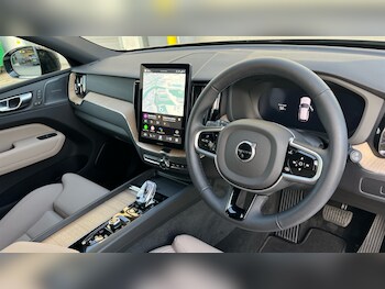 Used Volvo XC60 2025 for sale - 77293387: Photo