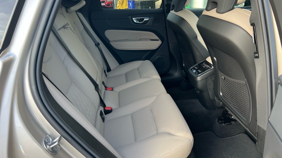 Used Volvo XC60 2025 for sale - 77293387: Photo 6