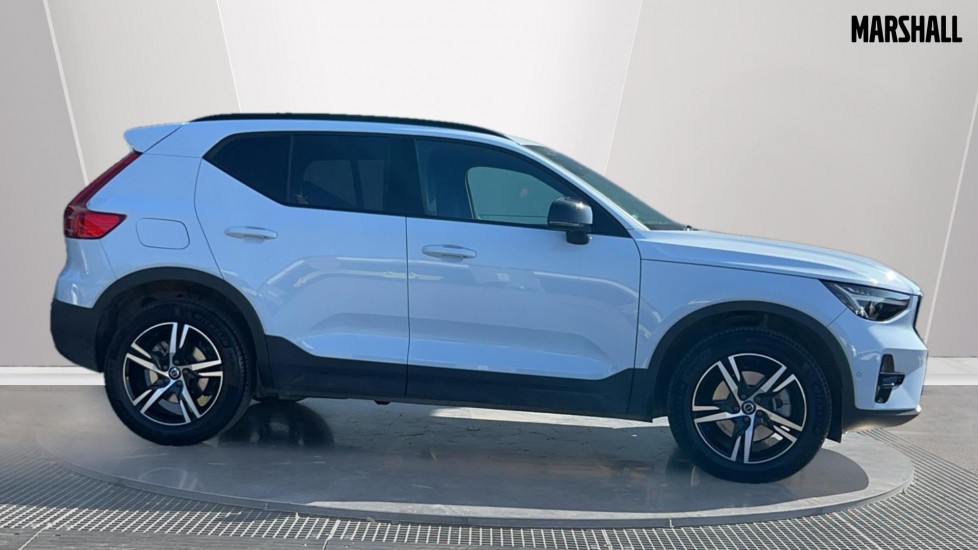 Used Volvo XC40 2025 for sale - 76869411: Photo 3