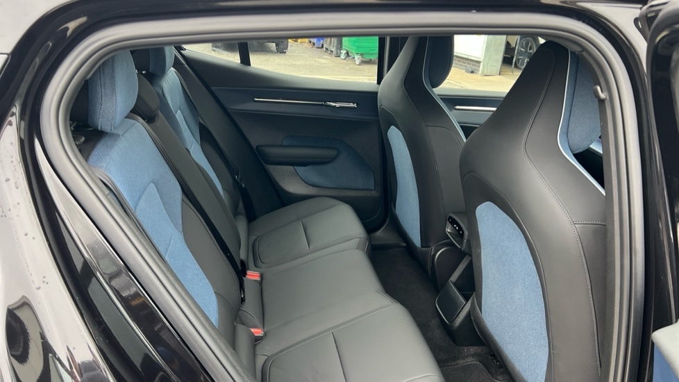 Used Volvo EX30 2025 for sale - 77638201: Photo 6