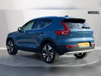 Used Volvo XC40 2024 for sale - 76008232: Photo 2